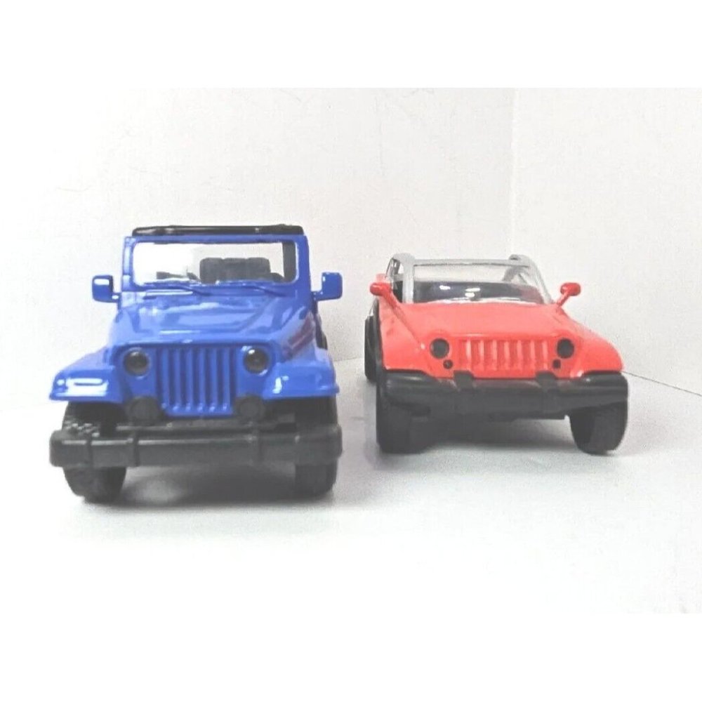 1999 Jeepster & 2000 Jeep CJ7  New Ray